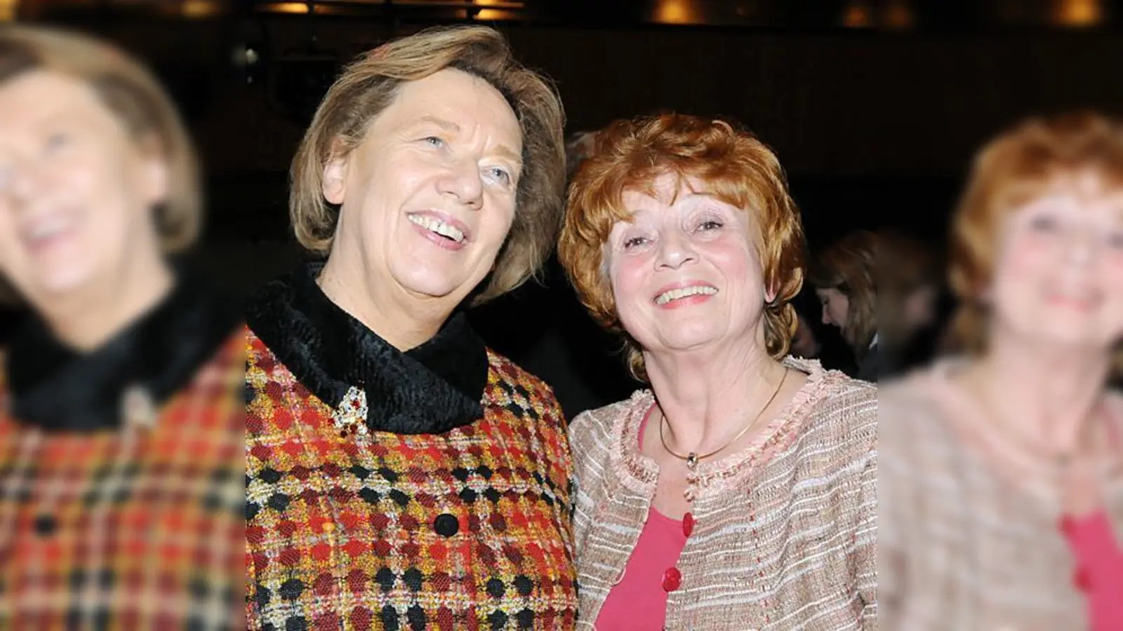 Landrätin Johanna Rumschöttel (l.) mit Bürgermeisterin Elisabeth Ziegler.  (Fotos: VA)