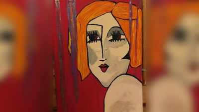 Hingucker: Das Frauenbildnis lädt zum Besuch der Ausstellung ein. (Foto:  © Ursula Schneider-Savage)