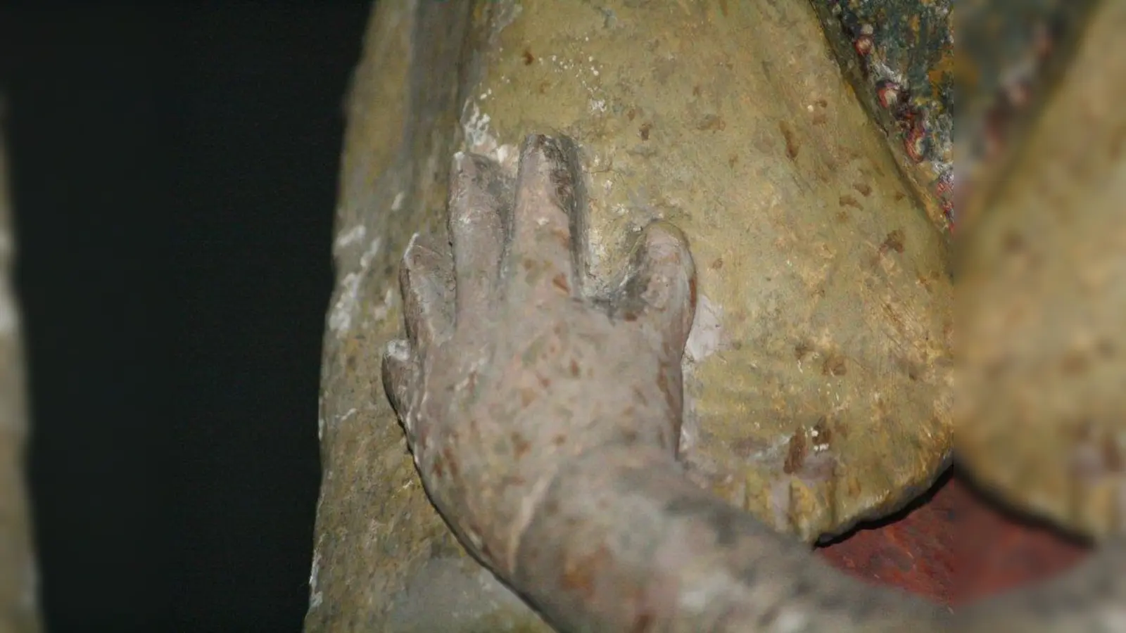 Zu wem gehört diese Hand? (Foto: job)