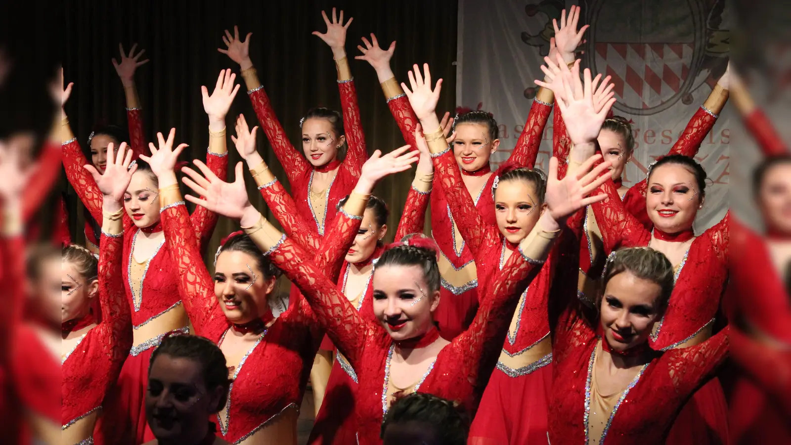 Teilnehmer aus 20 Vereinen des Bezirks Oberbayern zeigten beim Gardetreffen ihr Können. (Foto: Feringa)