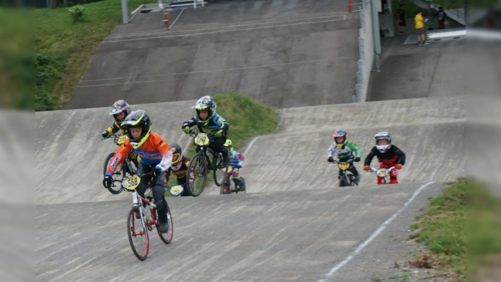 Sieger beim BMX Deutschland Cup: Jonas Hellmer vom BMX-Team Peißenberg. (Foto: BMX-Team Peißenberg)