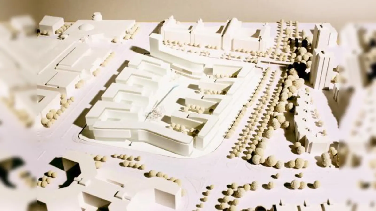 Das Siegermodell sieht Winkelbauten mit Innenhöfen vor, sodass Lärmschutz gewährleistet ist.	 (Foto: Architekturbüro Bartenbach & David)