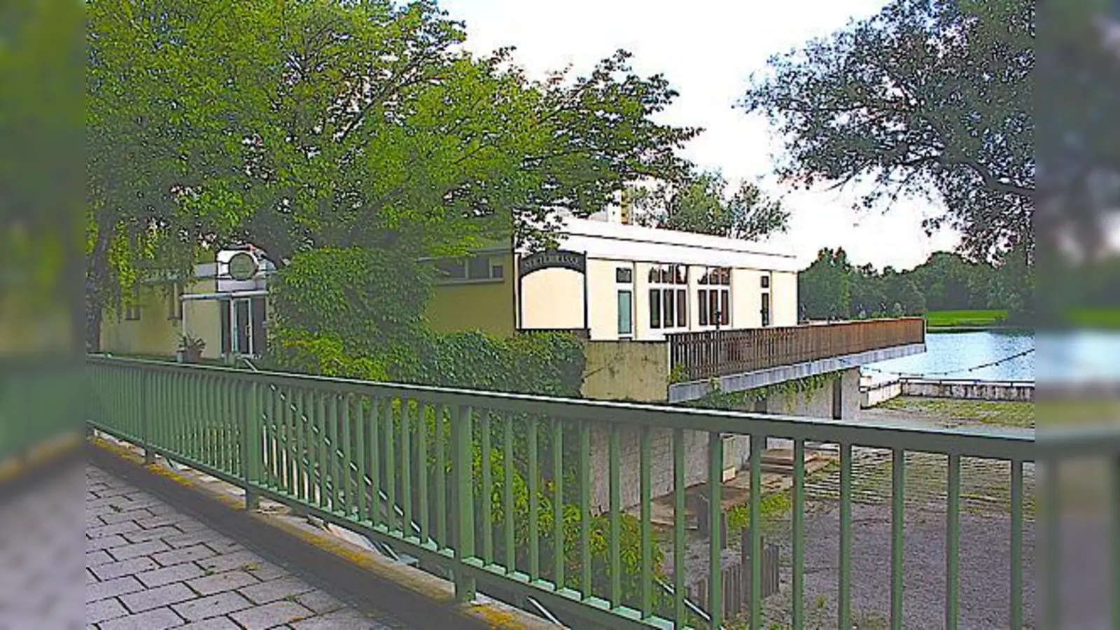 Für das »Wirtshaus am Lerchenauer See« in der Lassallestraße 100 gibt es große Pläne. 	 (Foto: ws)