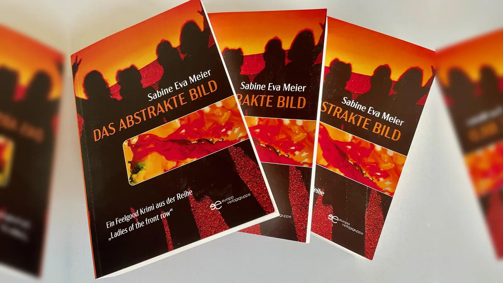 Die Schattenrisse auf dem Cover des Krimis „Das abstrakte Bild” gehören den echten vier Freundinnen. (Foto: bb)