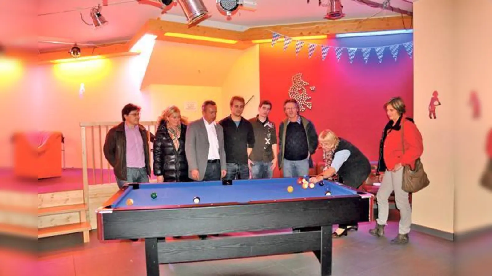 Stell dir vor, es ist Versammlung und keiner geht hin: Zur Jungbürgerversammlung in Kirchseeon kam kein einziger Jugendlicher.	 (Foto: Sybille Föll)