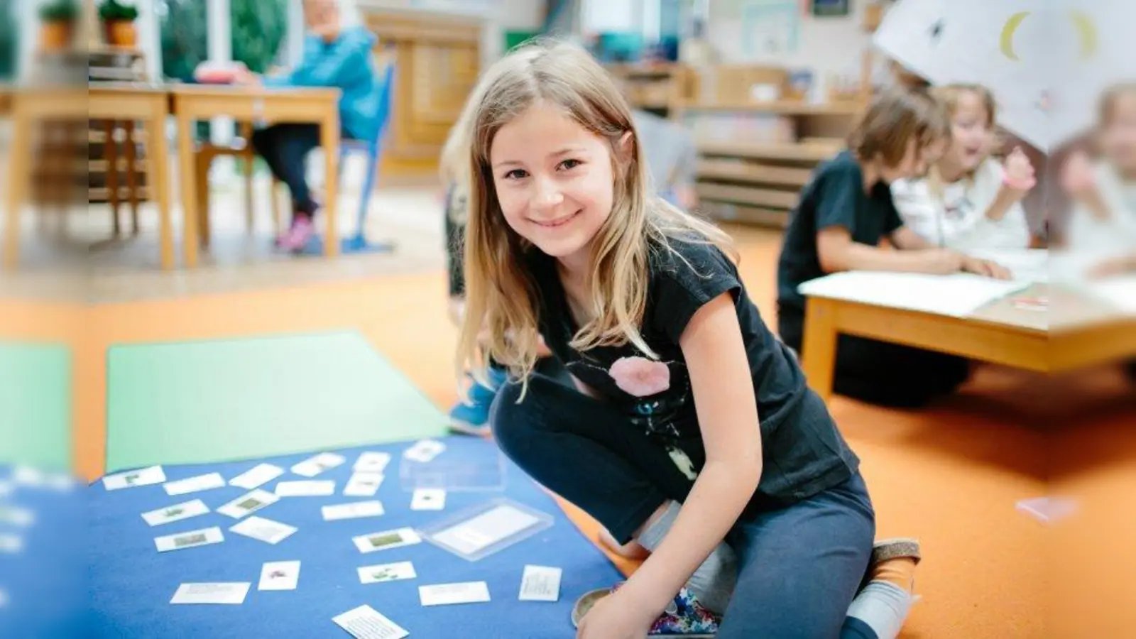 Selbstständigkeit, nachhaltiges Lernen und Schulung sozialer Kompetenz sind wichtige Ziele der Montessori Pädagogik. (Foto: Birgit Hart)