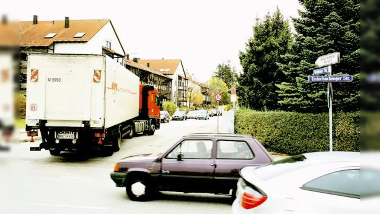 Die Verkehrsprobleme an der Weidener Straße und die Erschließung des Gewerbegebiets Perlach haben für den BA oberste Priorität.  (Foto: Hirt)