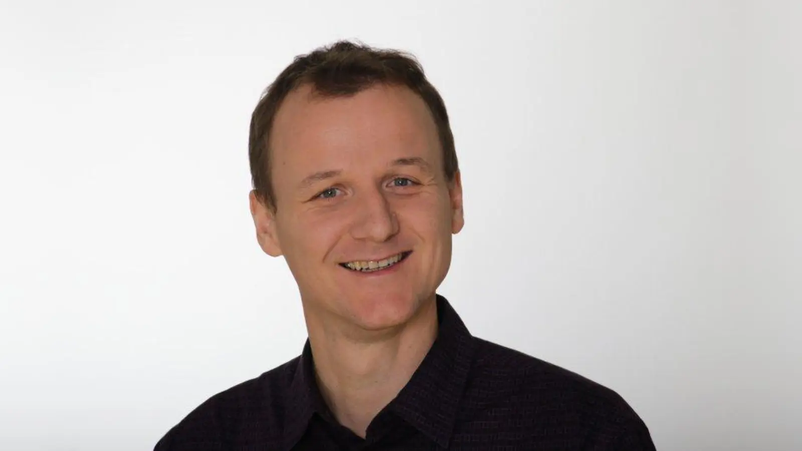 Prof. Simon Schramm lehrt an der Fakultät für Elektrotechnik und Informationstechnik an der Hochschule für Angewandte Wissenschaften in München. (Foto: pr)