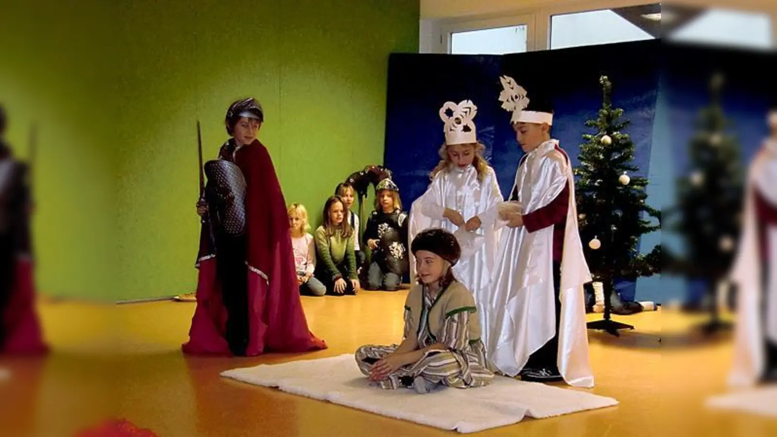 Mit großem Engagement waren  die Hortkinder beim Theaterspielen bei der Sache.	 (Foto: Privat)