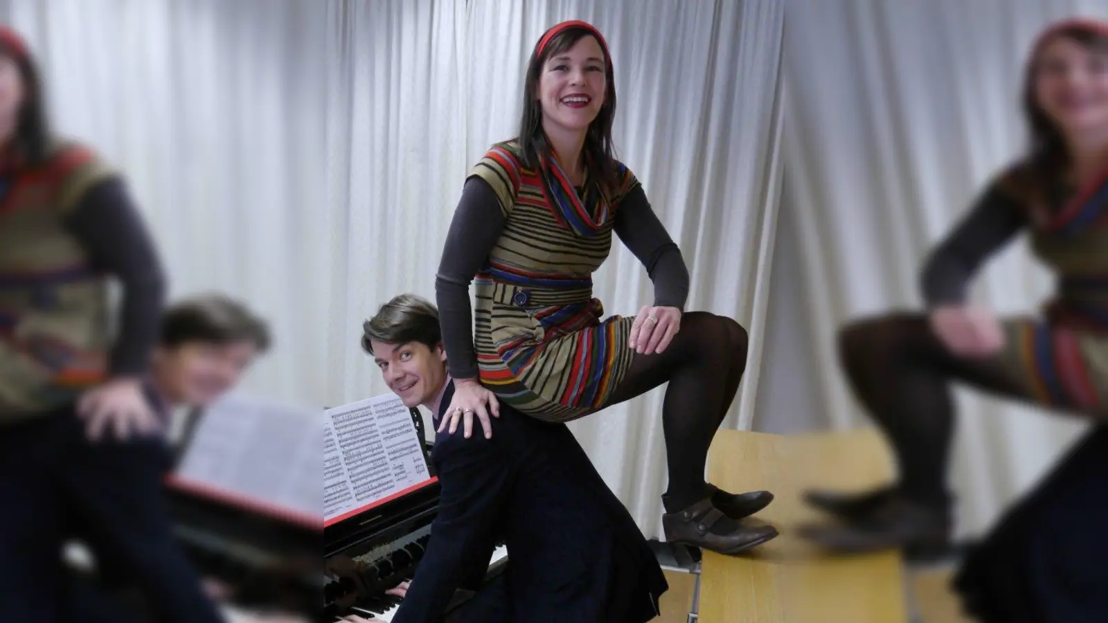 Anja Morell und Florian Appel lassen das bewegte Leben der Schlagersängerin Alexandra Revue passieren. (Foto: pi)