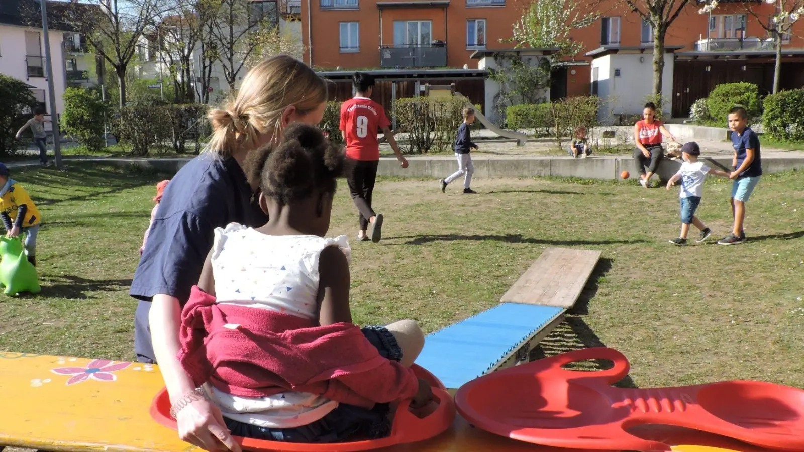 Jede Menge Spiel und Spaß bringt der Spielbus in die Messestadt. (Foto: Echo e.V)