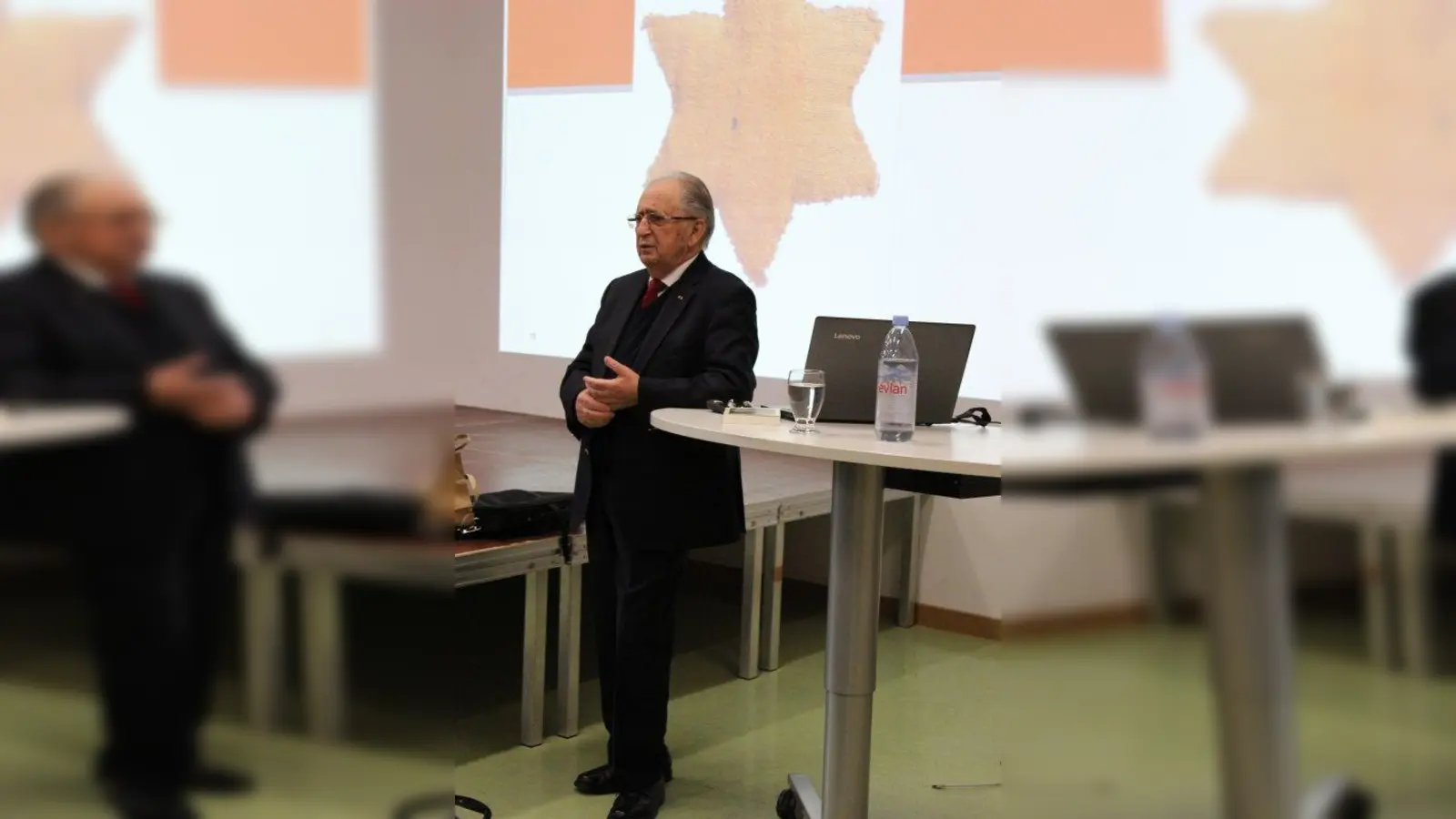 Mucksmäuschenstill war es während des Vortrags von Abba Naor, der in der Realschule aus seinem Leben erzählte. (Foto: RSWM)