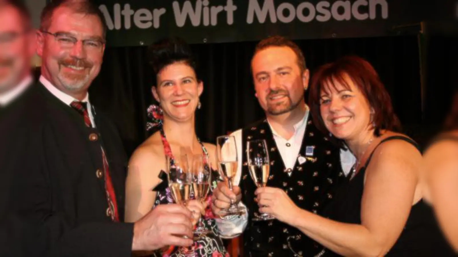 Unser Bild zeigt  (Foto: SPD-Stadtratsfraktionschef Alexander Reissl, Susanne Freudlsperger, Robert Riederer und Landtagsabgeordnete Diana Stachowitz. 	ws)
