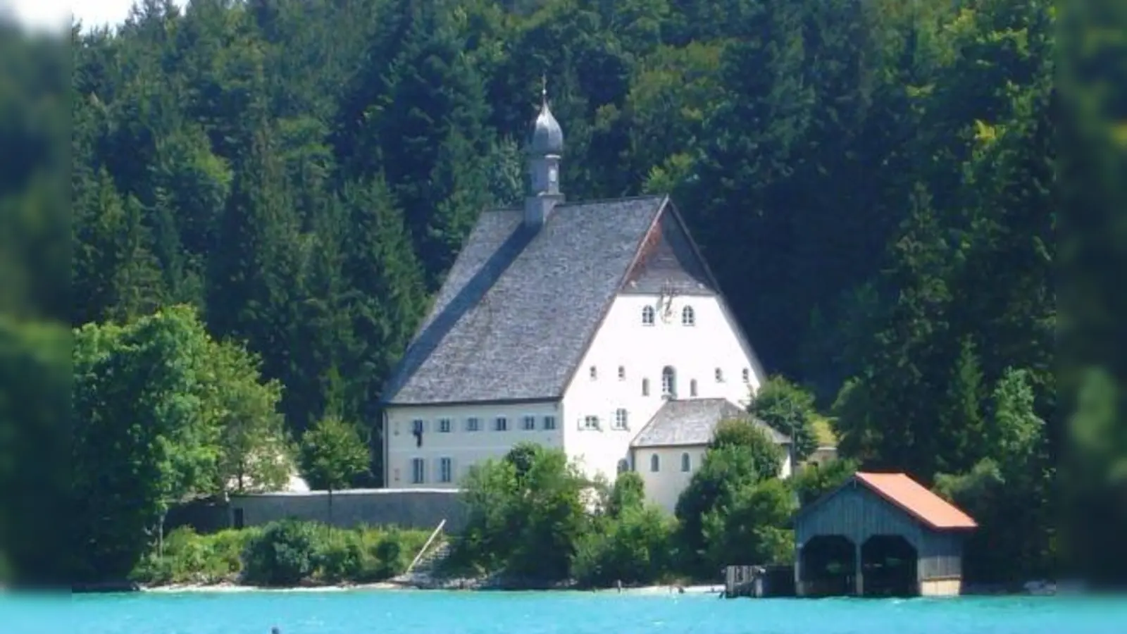 Im idyllisch gelegenen Klösterl am Walchensee findet Anfang Mai der Auffrischungskurs statt.  (Foto: KaJu Weilheim)