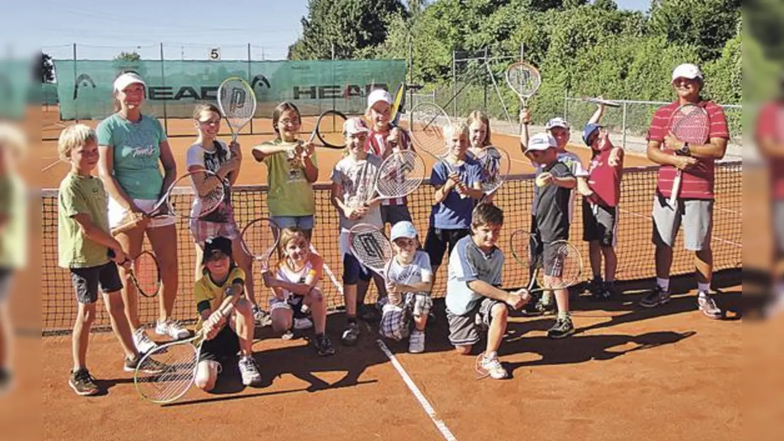 14 Grundschulkinder hatten beim EIP-Ferienprogramm schon viel Spaß beim Tennisschnuppern.	 (Foto: VA)