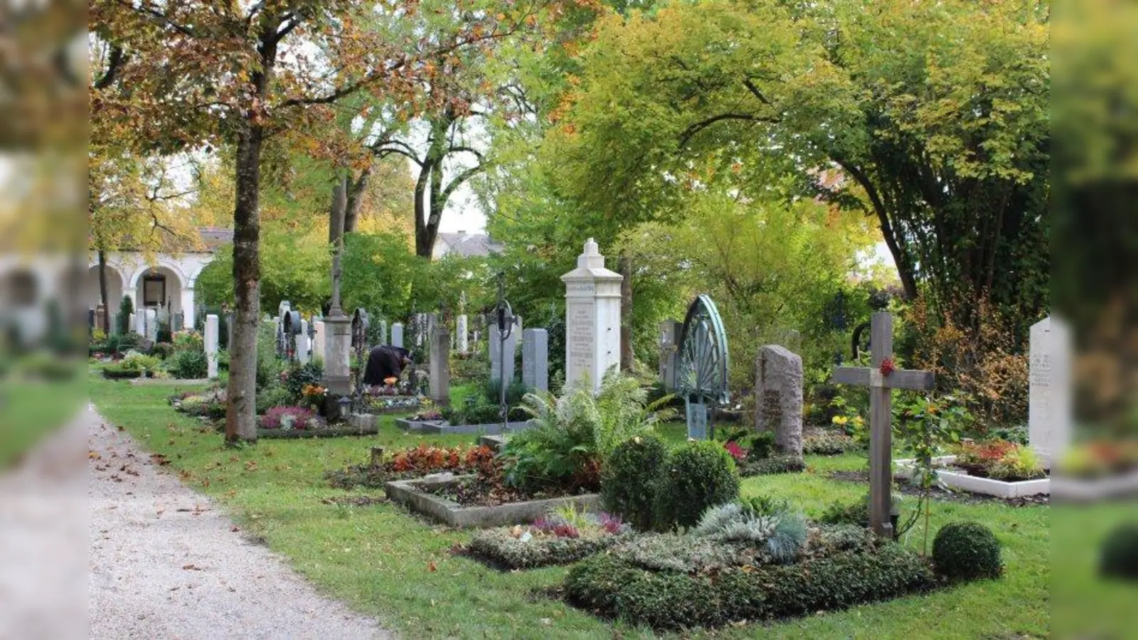 Der Nymphenburger Friedhof hat eine ganz besondere Ausstrahlung und einen eigenen Charakter. (Foto: sb)