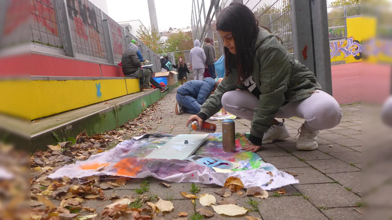 Jetzt zum Straßen-Kunst-Camp anmelden und gemeinsam mit anderen Jugendlichen kreativ seine Sommerferien verbringen. (Foto: VA)
