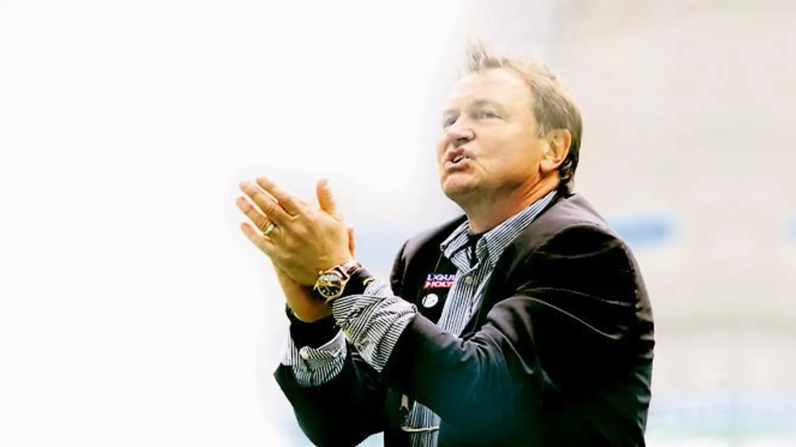 Ordentlich hat seine Mannschaft in dieser Saison abgeschnitten, nicht optimal. Wie viel kann Ewald Lienen noch aus den Löwen rausholen?	  (Foto: Anne Wild)