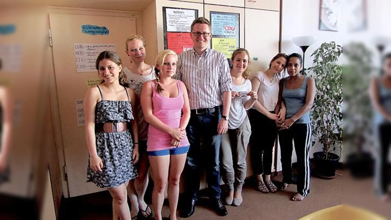 CSU-Bundestagskandidat Stefinger diskutierte mit Jugendlichen des Adelgundenheims. 	 (Foto: privat)