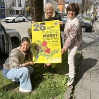 Sarah Bauer, Claudia Weiß-Hofmann und Susanne Trenkle (von links) von Wir in Planegg freuen sich auf die Dult. (Foto: Fritz Weiß)