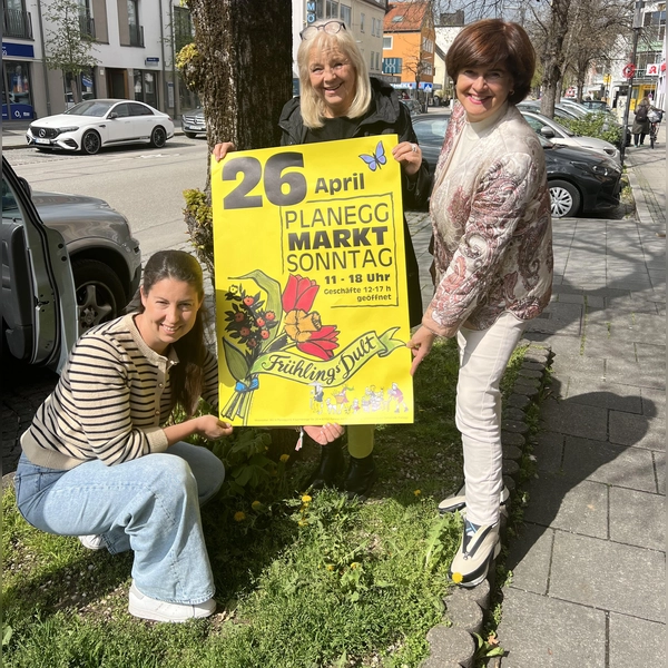 Sarah Bauer, Claudia Weiß-Hofmann und Susanne Trenkle (von links) von Wir in Planegg freuen sich auf die Dult. (Foto: Fritz Weiß)