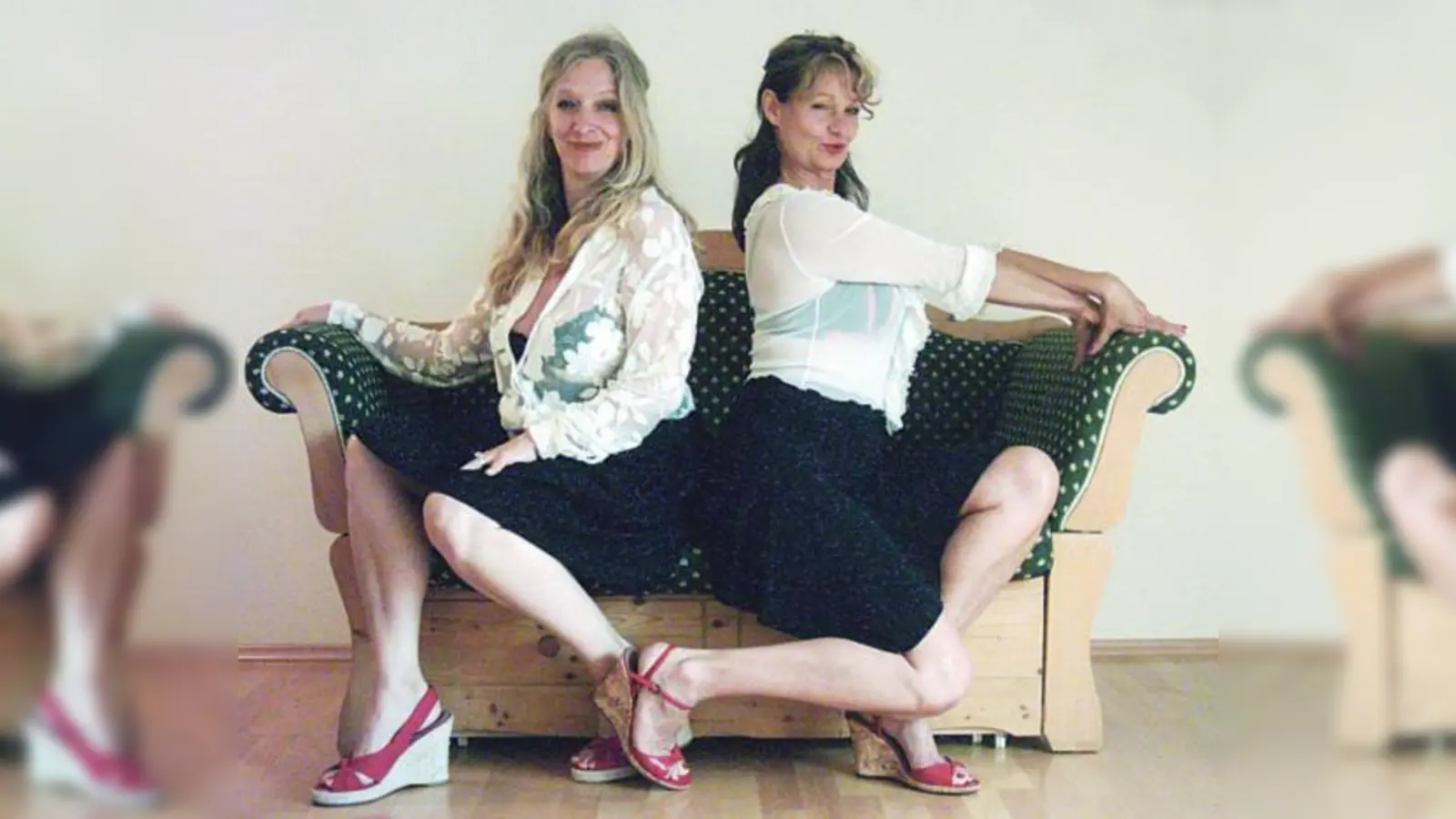 Die Vorleserinnen lassen kein Thema aus und bieten  eine Vorlesestunde der besonderen Art.  (Foto: VA)