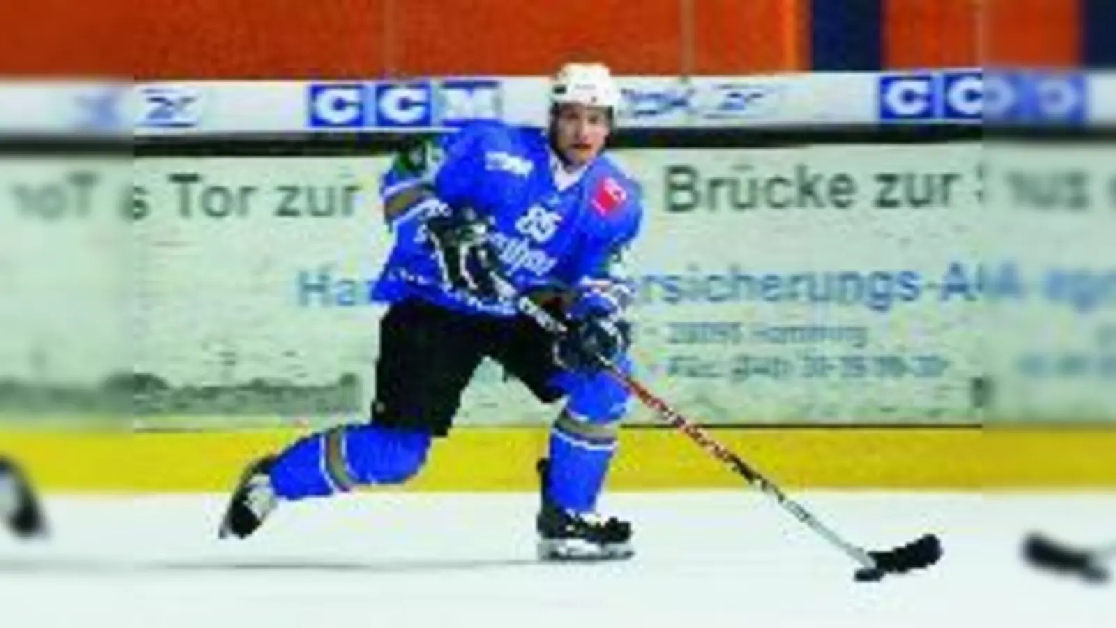 Besser geht es nicht: Was der EHC am Dienstag auf dem Eis vorführte, war Eishockey vom Feinsten.  (Foto: mh)