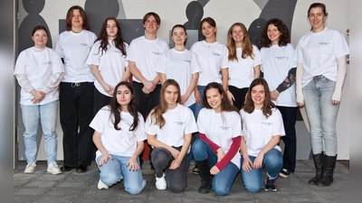Sie haben die Typisierungsaktion organisiert: die Schülerinnen und Schüler aus dem P-Seminar Biologie des Carl-Spitzweg-Gymnasiums. (Foto: CSG)
