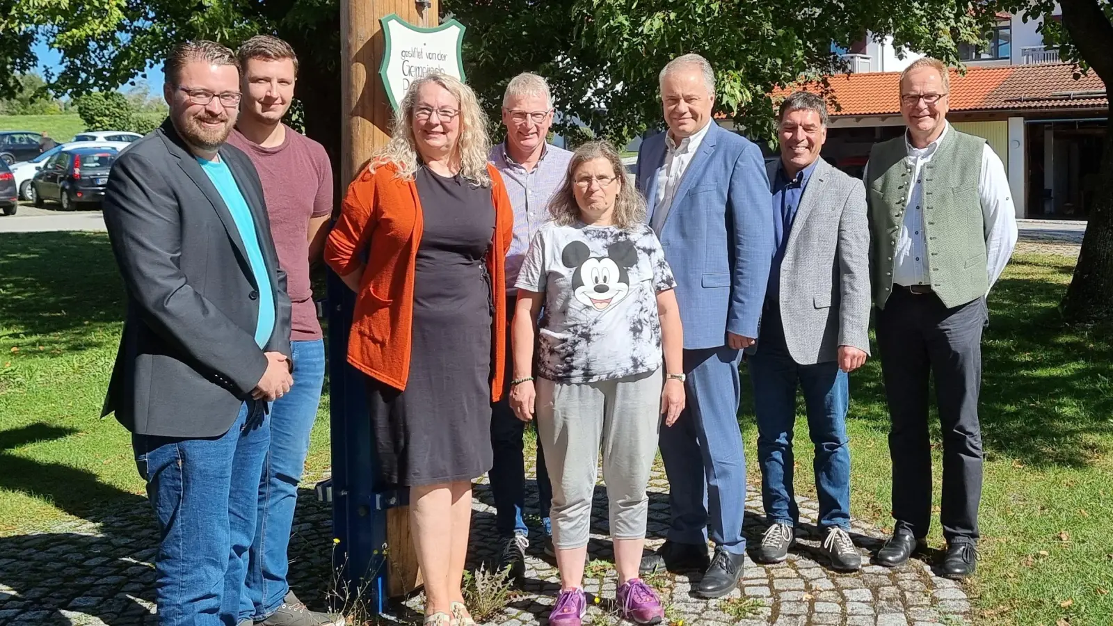 Hermann Soyer (2. von rechts), Regionalleiter der Oberland Werkstätten, freute sich über den Besuch der CSA Weilheim-Schongau. Von der Politik erhoffe er sich für Menschen mit Behinderungen weitere Verbesserungen auf dem regionalen Arbeitsmarkt. (Foto: CSA Weilheim-Schongau)