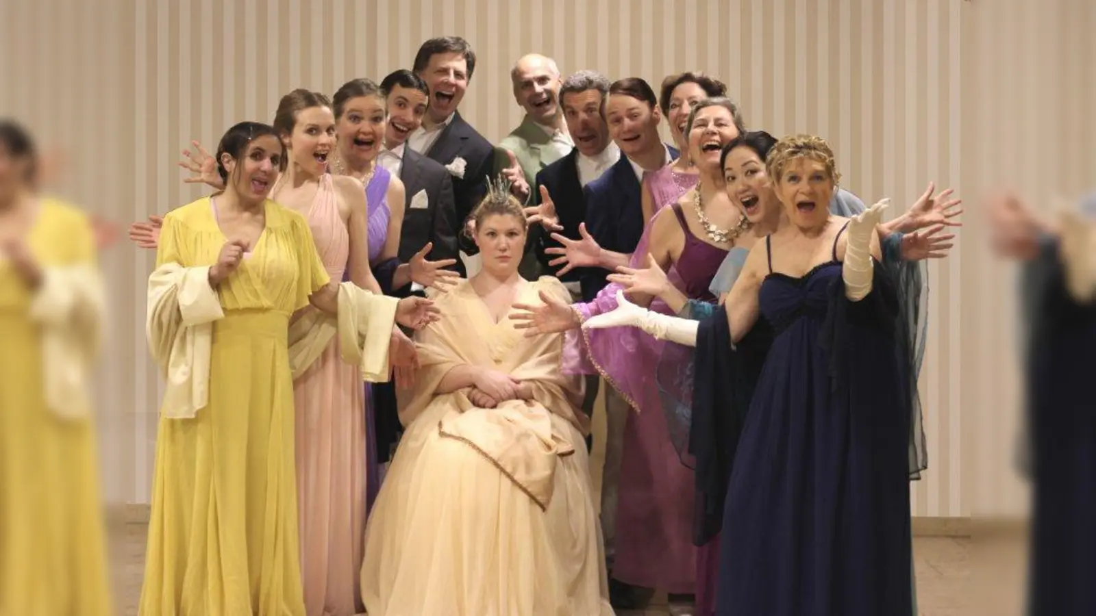 Das Theater Heidekraut spielt „Yvonne, die Burgunderprinzessin” in der Pasinger Fabrik. (Foto: pi)