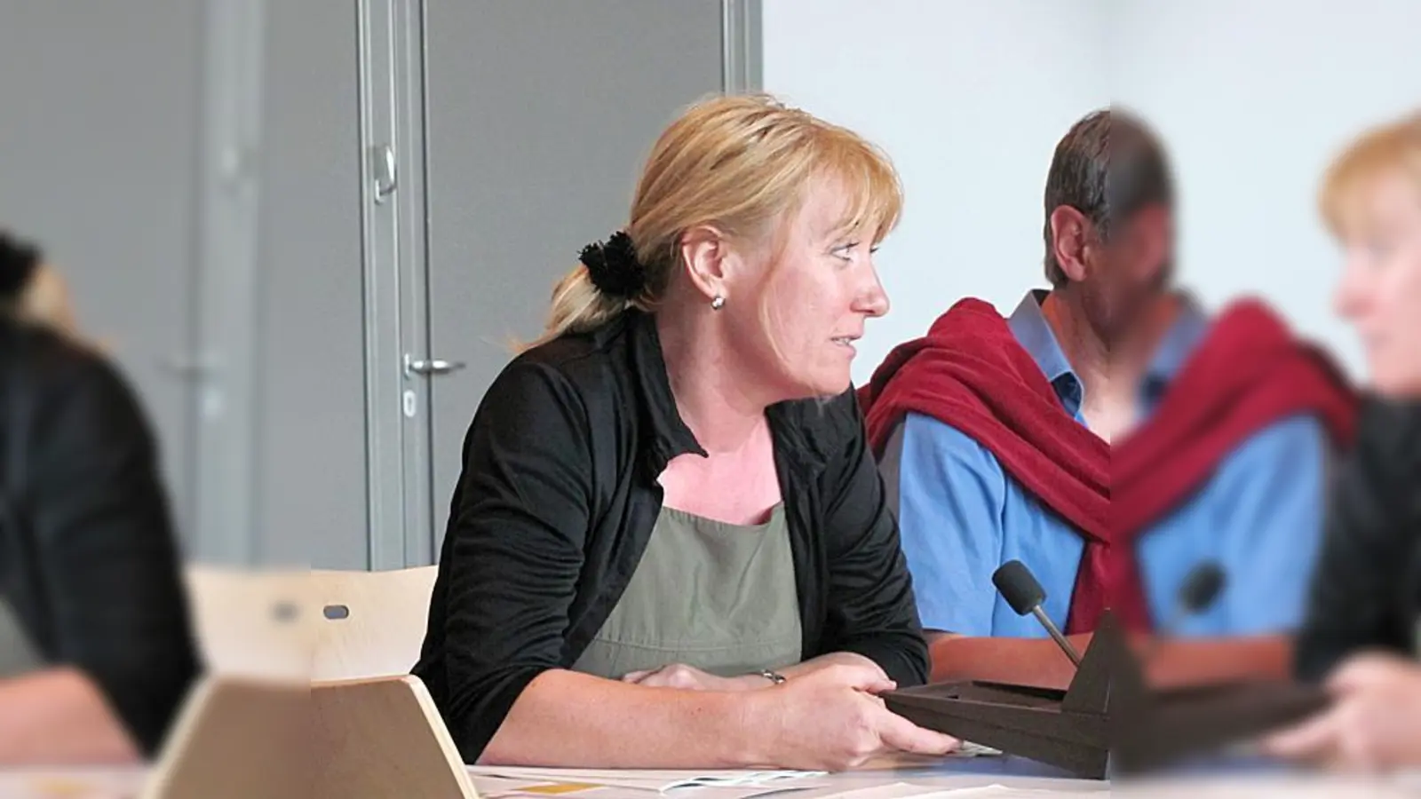 Nichts unversucht lässt die Truderinger Mutter Sonja Wurm und bittet den  Bezirksausschuss Trudering-Riem 15 um Unterstützung.  (Foto: bus)