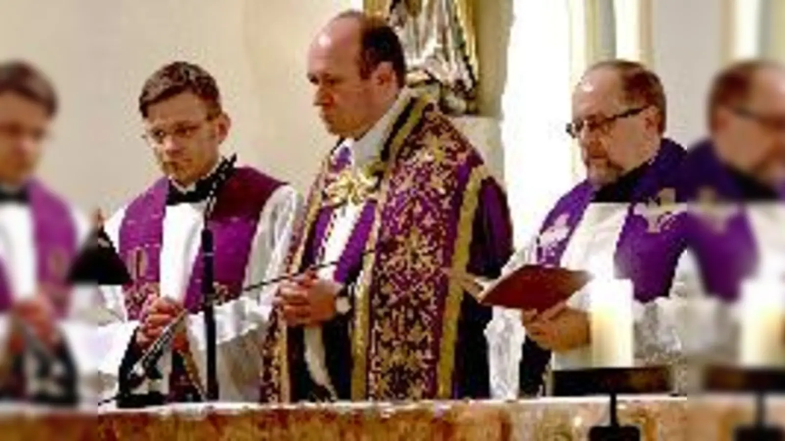 Viele Gläubige kamen zur Einführung von Dekan Kurzydem. Es war der Tag der Papstwahl.	 (Foto: VA)