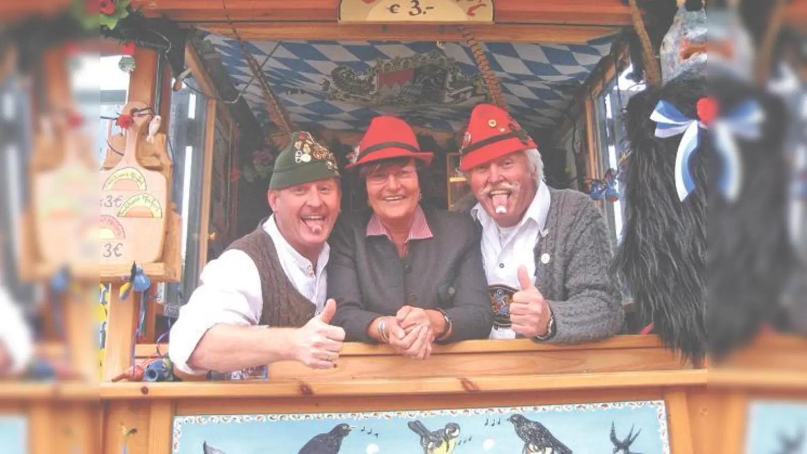 Horst Berger (r.) und sein Sohn Tobias (l.) hier mit der Landtagsabgeordneten Christa Stewens. 	 (Foto: privat (Berger))