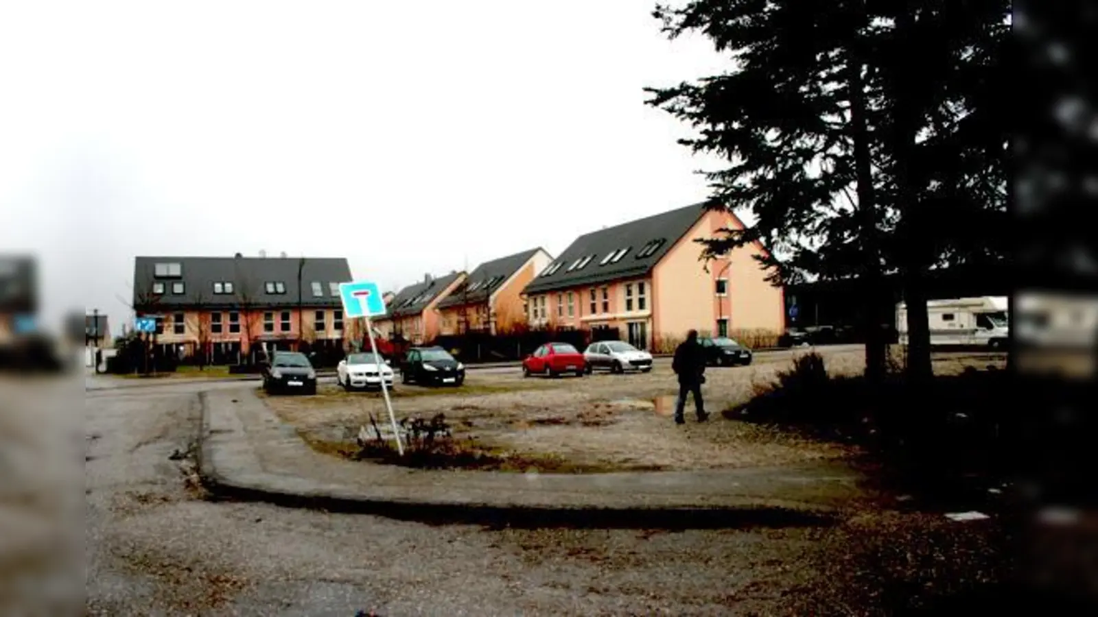 Am Paul-Huml-Bogen sollte noch im März mit dem Bau des Kindergartens begonnen werden. 	 (Foto: ws)