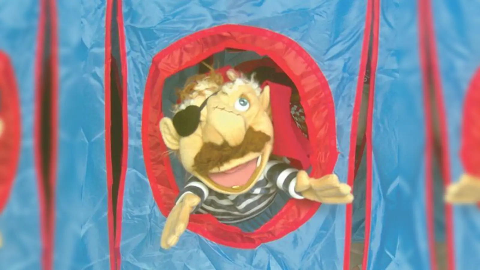 Für alle Theaterfreunde ab vier Jahren wird das Stück »Wirbelsturm und Reiberdatschi« gezeigt.	 (Foto: VA)