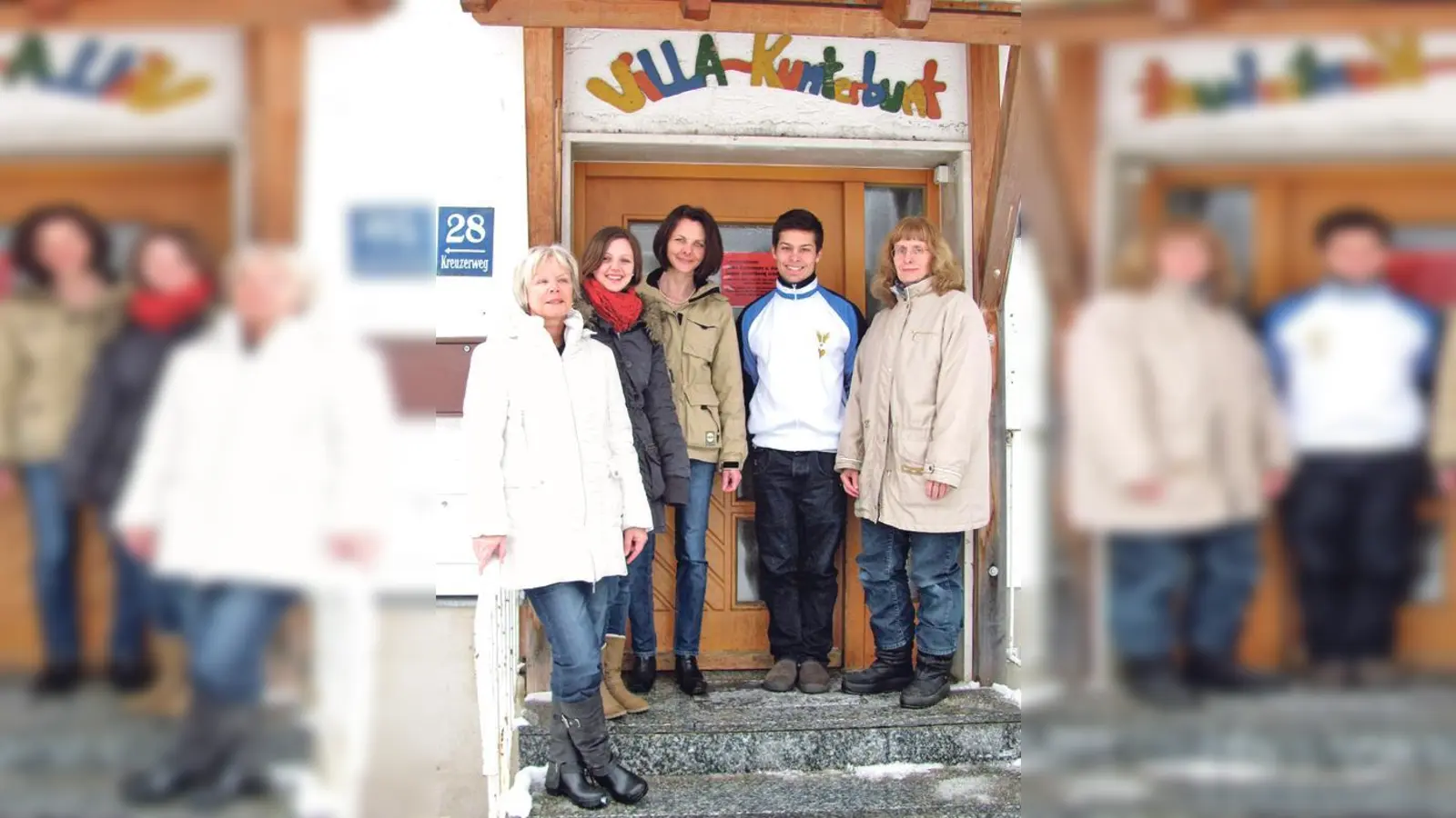 Leiterin Roswitha Lampert (links) und ihre Mitarbeiter, hoffen auf die Stadt als Käufer.	 (Foto: bus)