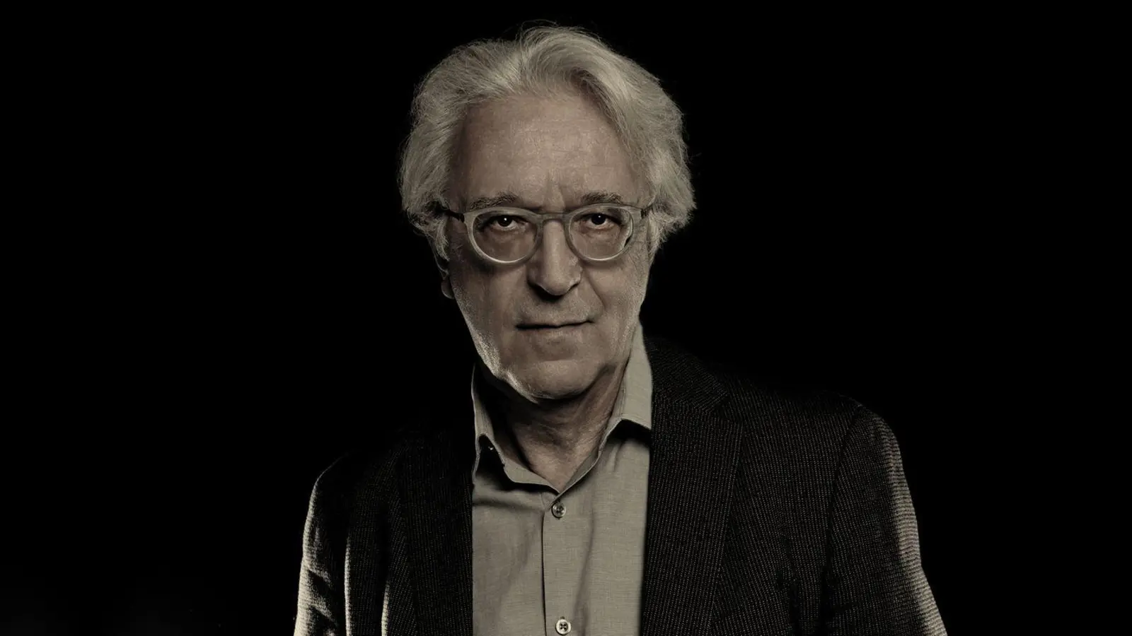 Anthoff liest ... Geschichten zur Winterzeit. Musik am Schlagzeug: Erwin Rehling (Foto: Werner Bauer)