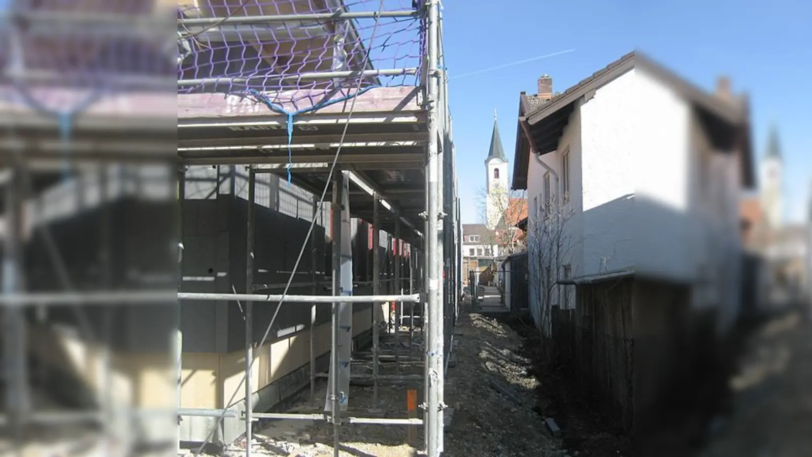Der Bau des Kindergartens in Glonn ist im Zeitplan, Endabnahme soll noch vor Pfingsten sein.  (Foto: Marktgemeinde)