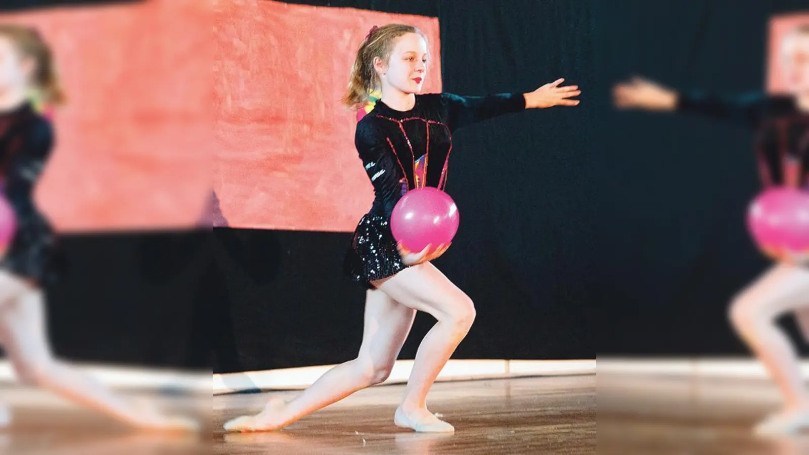 Lucia Almagro-Schenk von der TS Jahn München turnte fehlerfrei mit Band und Ball.	 (Foto: Wolfgang Eberle)
