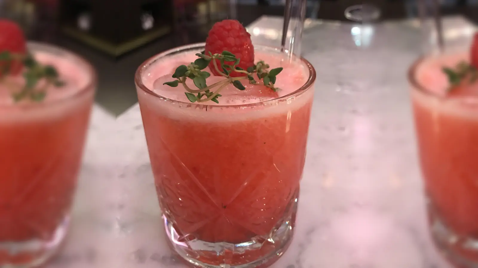 Coole Drinks und nette Gesellschaft, das gibt es bei der After-Work-Party. (Foto: hw)