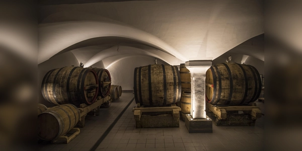 Das Bier reift langsam im Bierkeller.  (Foto: Markus Wasmeier)