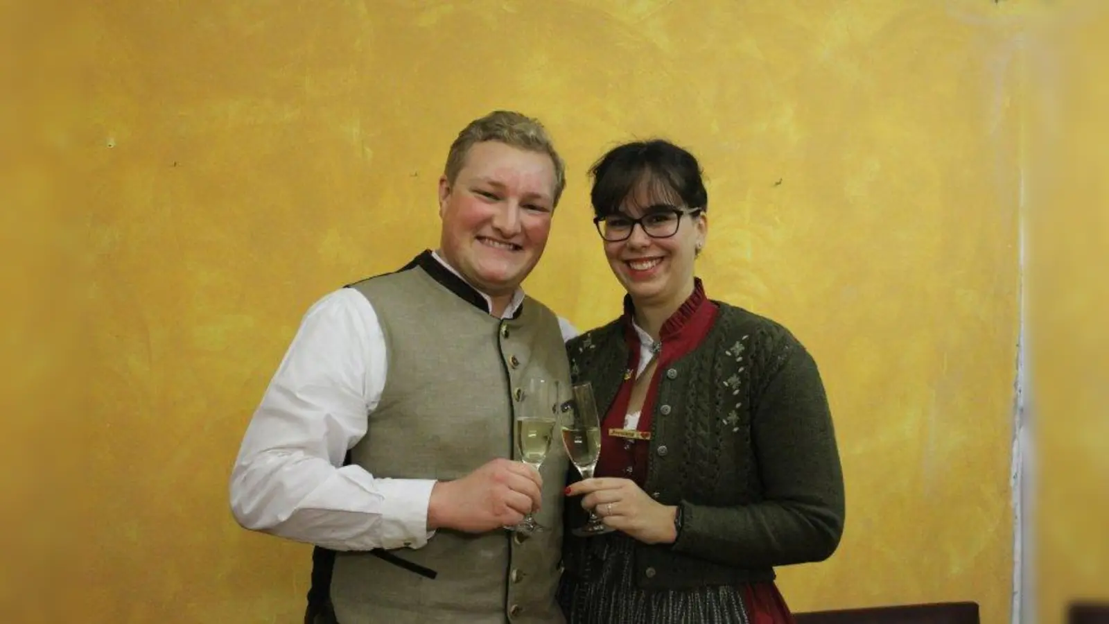 Annalena Dietl und Anselm Steininger sind das neue Prinzenpaar des Faschingsclub Neuhausen (FCN). (Foto: sb)