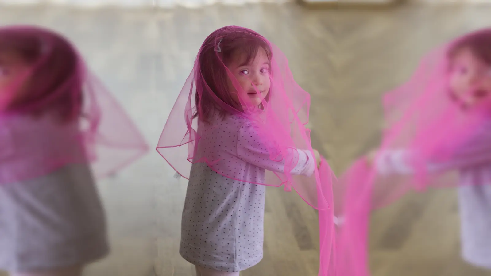 Tanzen und spielen im Musikgarten mit der NBH. (Foto: IfeM)