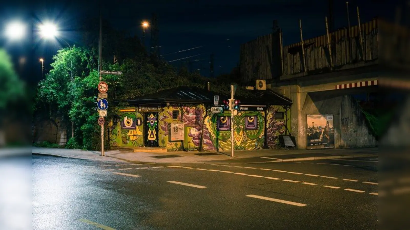 Christian Schmid hielt mit seiner Kamera geschlossene Bars, Lokale und Clubs während des Corona-Lockdowns fest. (Foto: Christian Schmid)