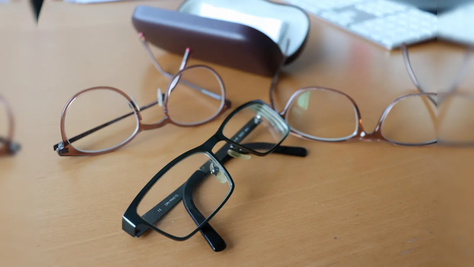 Viele Brillen werden bei uns nicht mehr gebraucht, weil sich die Stärke geändert hat oder die Fassung unmodern geworden ist. In Afrika jedoch ist man dafür sehr dankbar. Noch bis einschließlich Samstag kann man in St. Korbinian Brillen spenden. (Foto: mha)