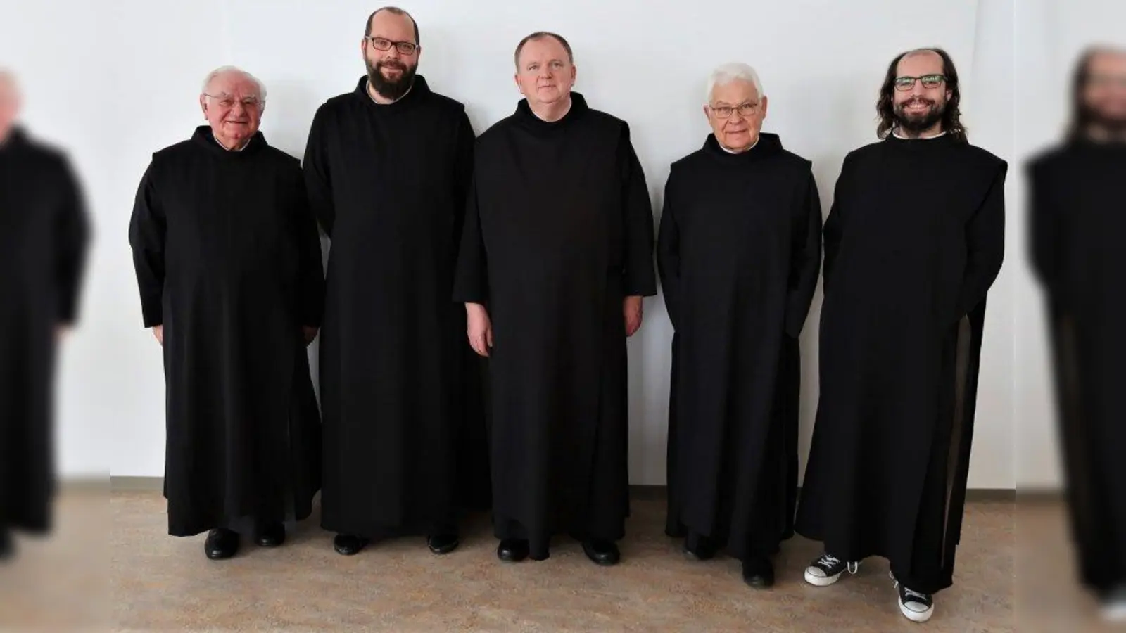 Die neue Provinzleitung (von links): Frater Emerich Steigerwald, Frater Seraphim Schorer, Provinzial Frater Benedikt Hau, Frater Bernhard Binder und Pater Thomas Väth. (Foto: Frater Rudolf Knopp/Barmherzige Brüder)