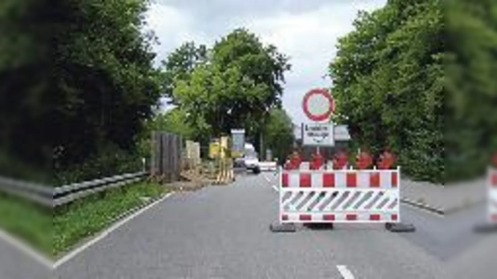 Aufgrund von Bauarbeiten ist die Staatsstraße 2368 bis Mitte Oktober gesperrt.   (Foto: Pietsch)