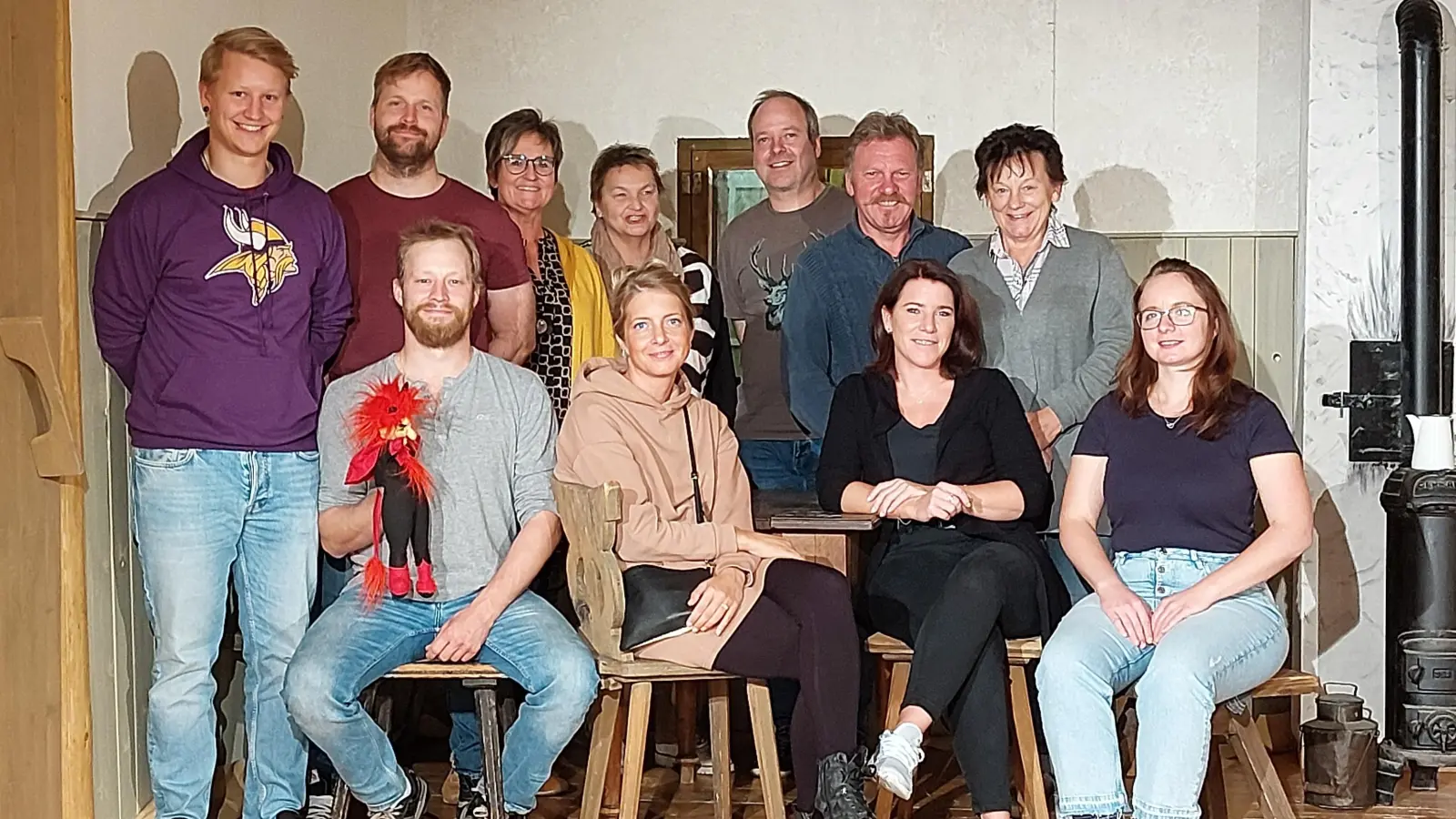 Die Trachtengruppe D' Römastoana freuen sich auf viele Theaterbesucher. (Foto: Trachtenverein Sauerlach)