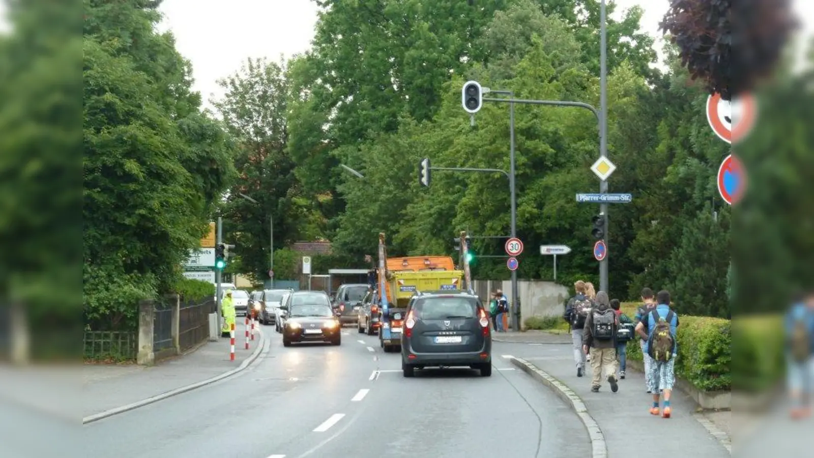 In der Eversbuschstraße sollen vermehrt Geschwindigkeitsmessungen durchgeführt werden, fordert ein Bürger. (Foto: sb)