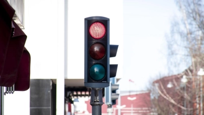 An der Kreuzung zur Staatsstraße 2086 „übersah” ein Autofahrer eine rote Ampel - mit gravierenden Folgen. (Foto: CCO)